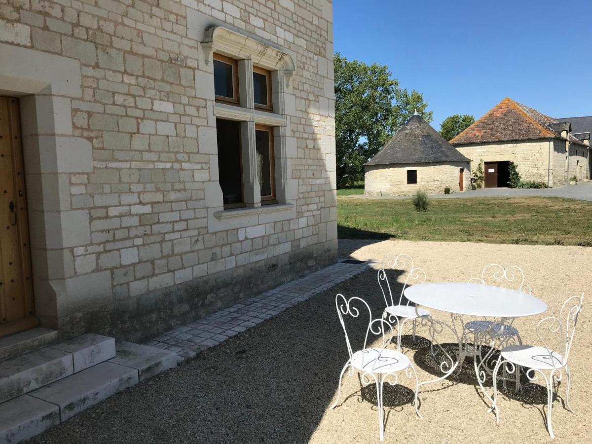 Manoir De Chandoiseau Les-Trois-Moutiers エクステリア 写真